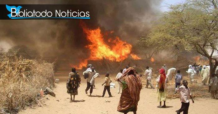 Extremistas queman iglesia cristiana en Sudán y amenazan con matar a los congregantes