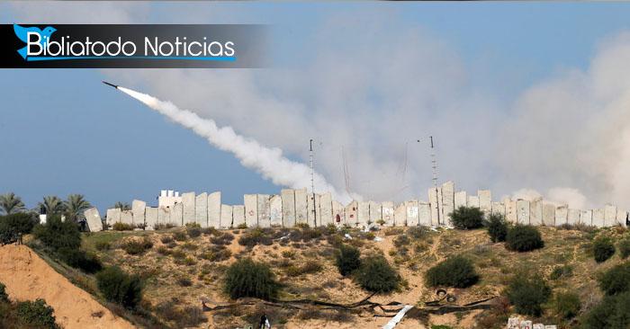 Milicia palestina lanza cohetes hacia el mar desde Gaza como mensaje a Israel (VÍDEOS)