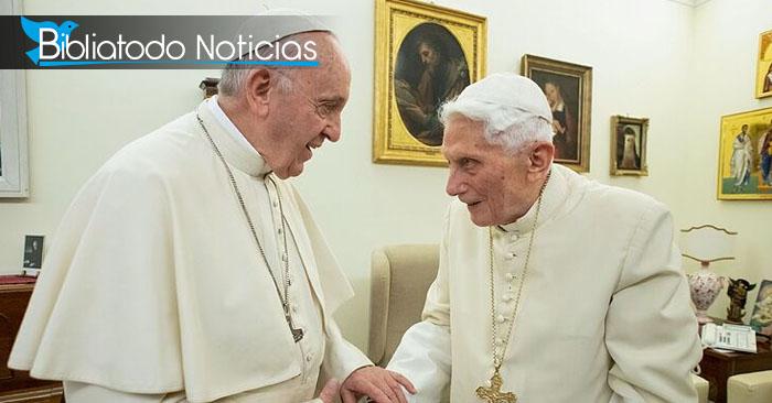 Papa Francisco y Benedicto XVI se vacunaron contra el Covid-19, anuncia el Vaticano