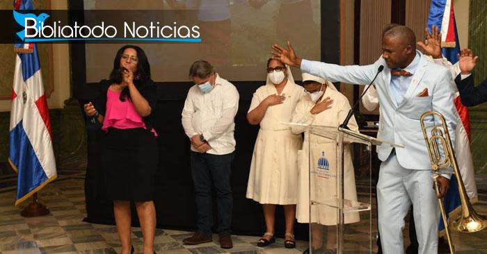 República Dominicana es proclamada como nación de Dios durante un acto en el Palacio Nacional