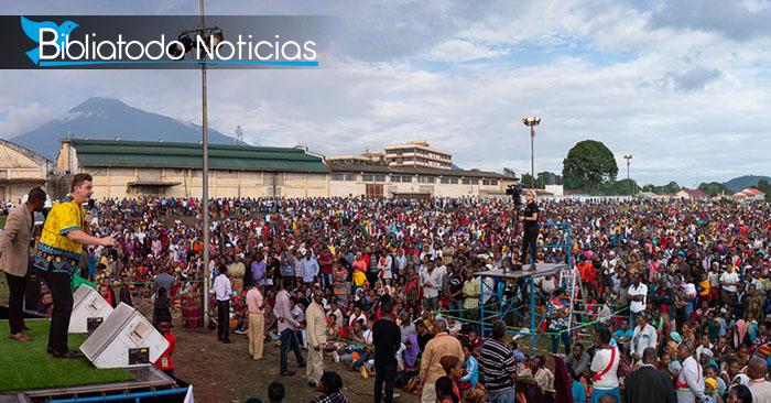 100.000 personas reciben a Cristo en grandes cruzadas evangelísticas en Tanzania