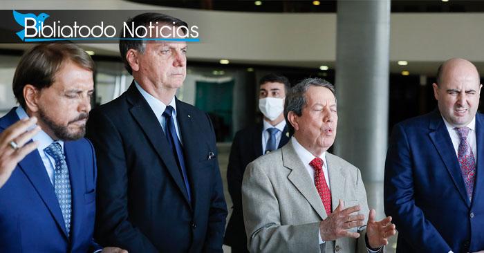 Líderes evangélicos en Brasil denuncian ante Bolsonaro el cierre 