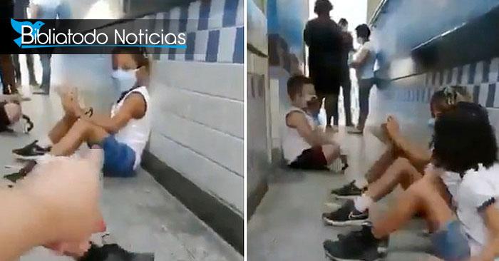 Niños se protegen de un tiroteo en Brasil manteniendo la distancia por el Covid ¡Fuertes imágenes!