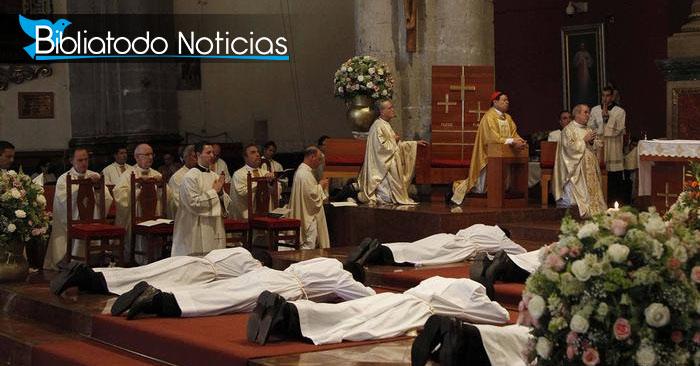 Organización católica reveló la identidad de 27 sacerdotes que abusaron de más de 100 niños