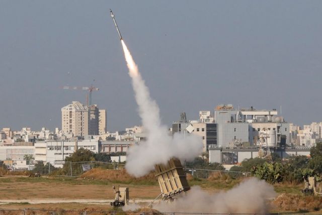 Israel y Hamás acuerdan un alto al fuego tras 11 días de escalada bélica -  BBC News Mundo