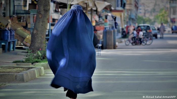 Afganistán nuevo código de vestimenta de los talibanes