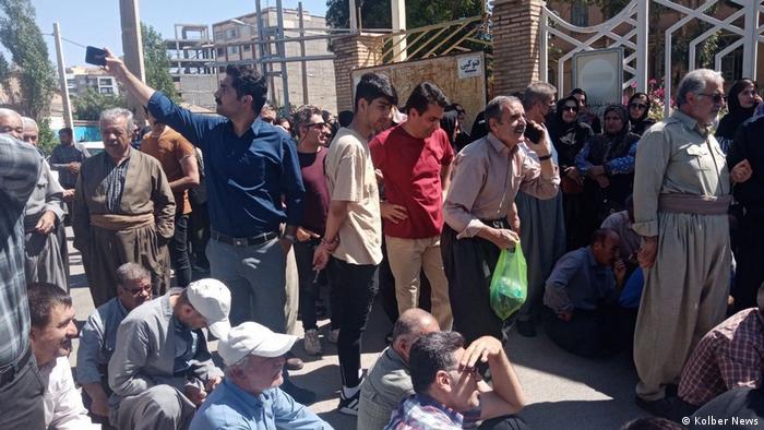 Irán I Los maestros organizan manifestaciones de protesta